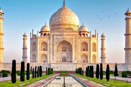 1700113544_352104-golden-triangle-tour-india-slider-image