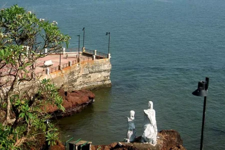 Dona-Paula-in-Panaji-Suburbs.jpg