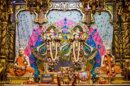 iskcon-temple-vrindavan-uttar-pradesh-1-attr-hero